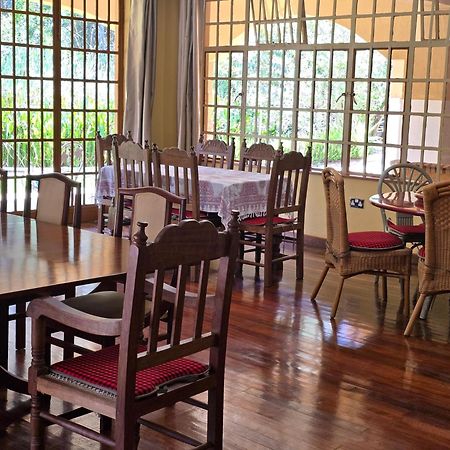 Spurwing Guest House Nairobi Esterno foto