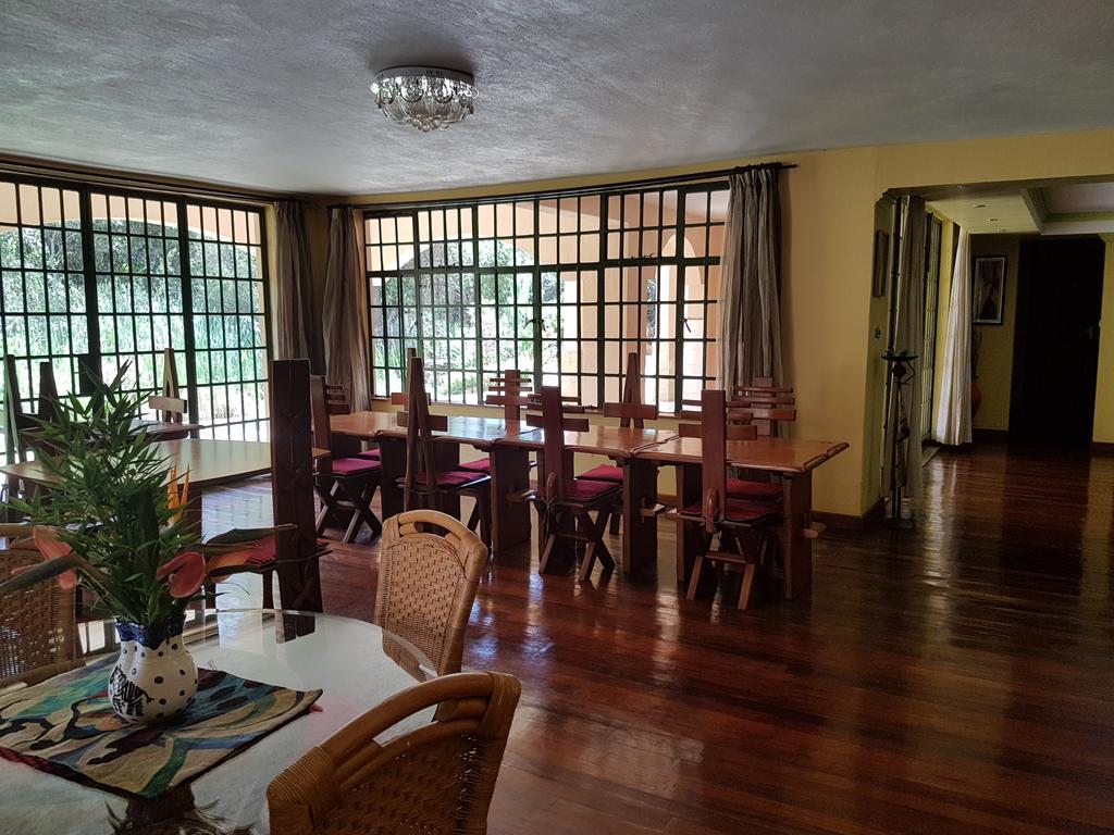 Spurwing Guest House Nairobi Esterno foto