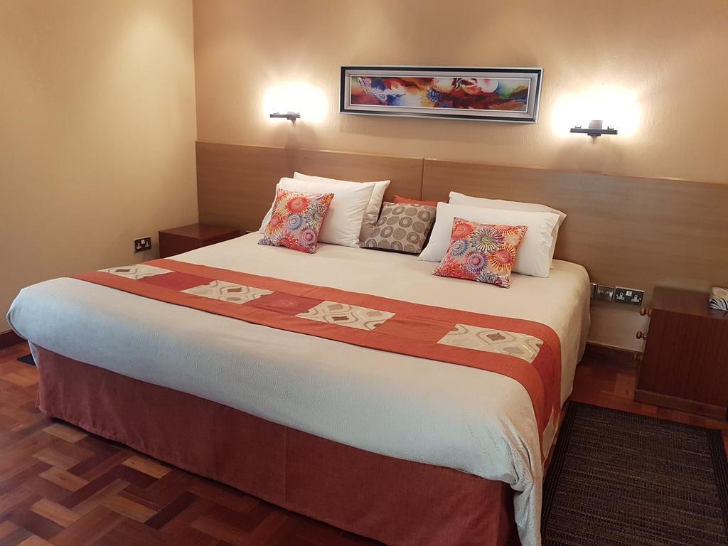 Spurwing Guest House Nairobi Esterno foto