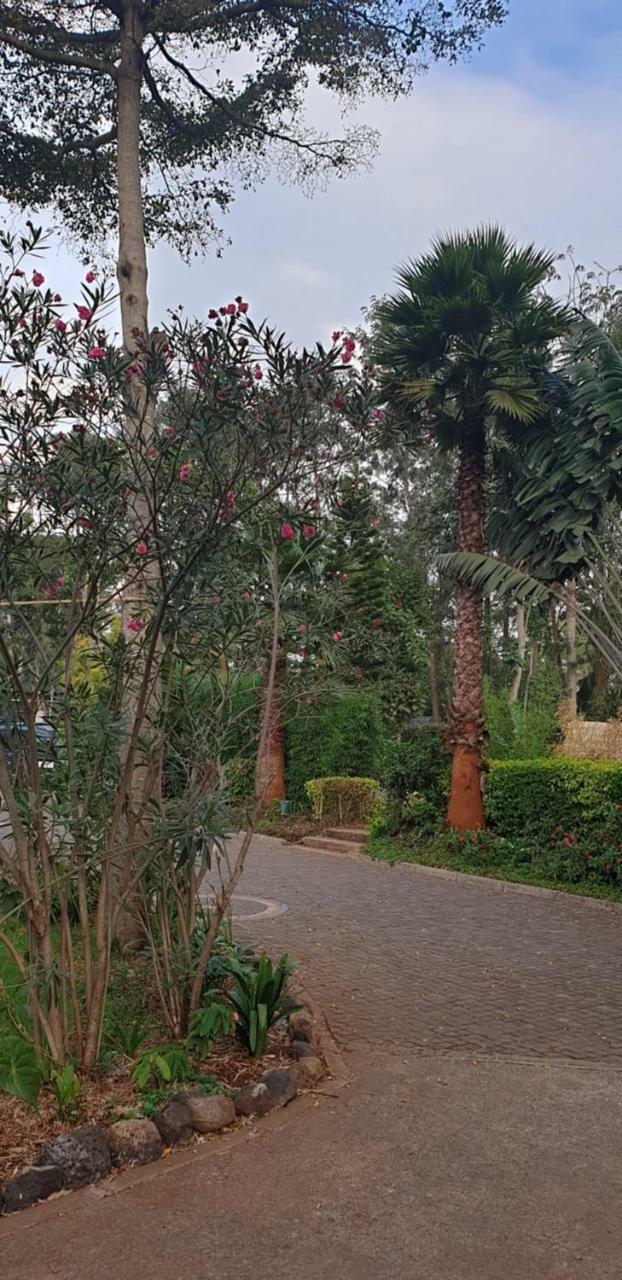 Spurwing Guest House Nairobi Esterno foto